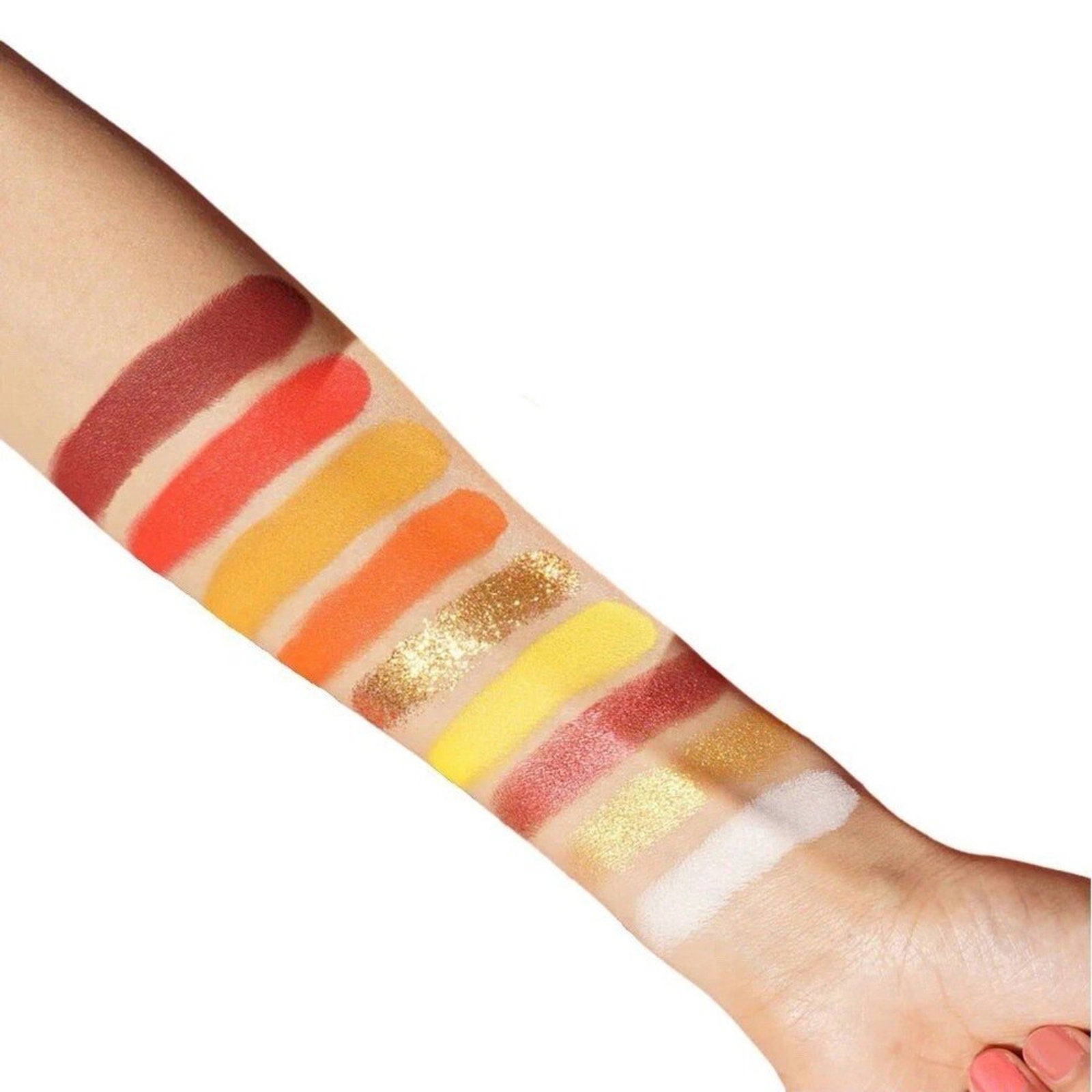 Amore Eyeshadow Palette – 9 Colors Highly Pigmented Glitter & Matte Eyeshadow