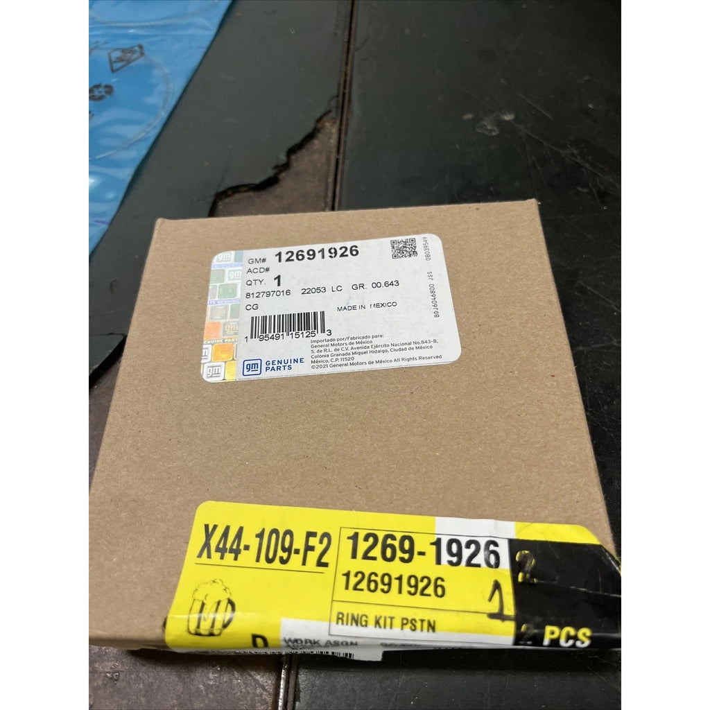 Genuine GM Piston Rings 12691926 Standard Size OEM
