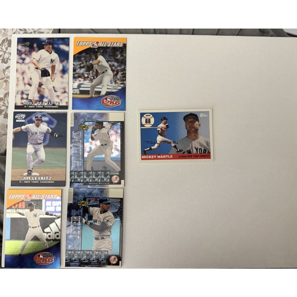 New York Yankees Baseball Card Lot Derek Jeter Bernie Williams Rivera Mixted 22