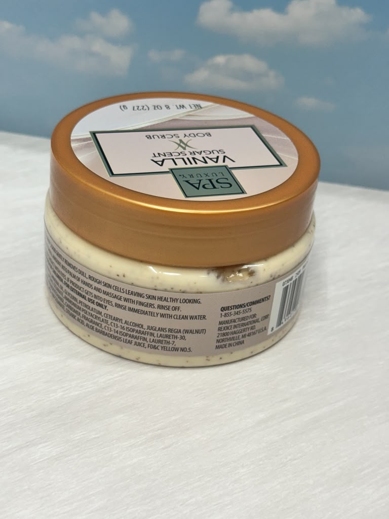 SPA Luxury Vanilla Sugar Scent Body Scrub 8oz