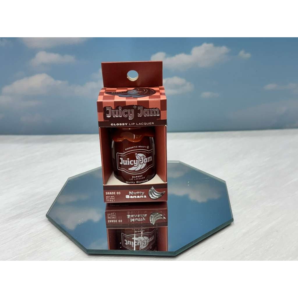 RMT Juicy Jam Glossy Lip Lacquer Swipe generously onto lips for a glossy 0.12oz pk/6