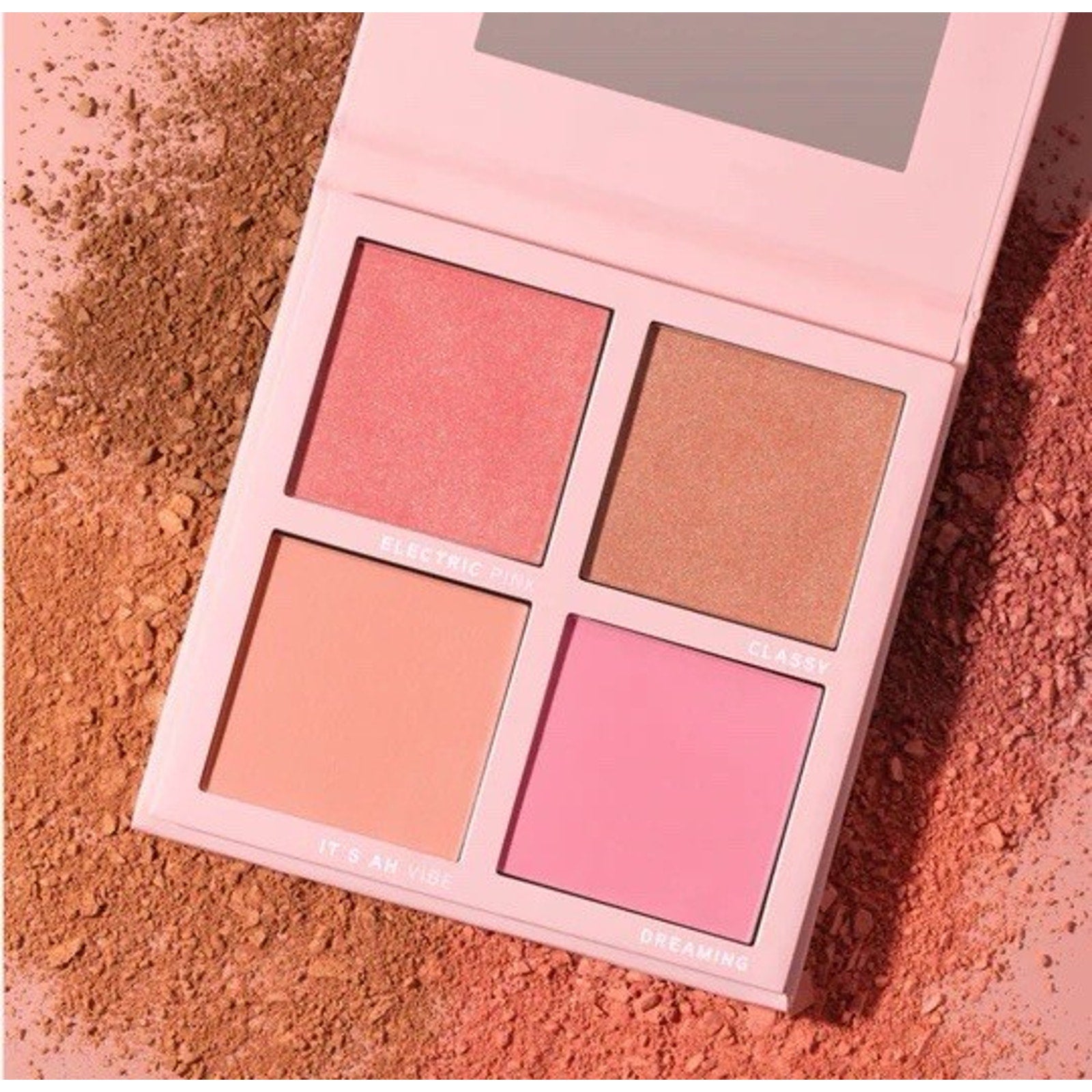 Be Bella Light Blushed Color quad