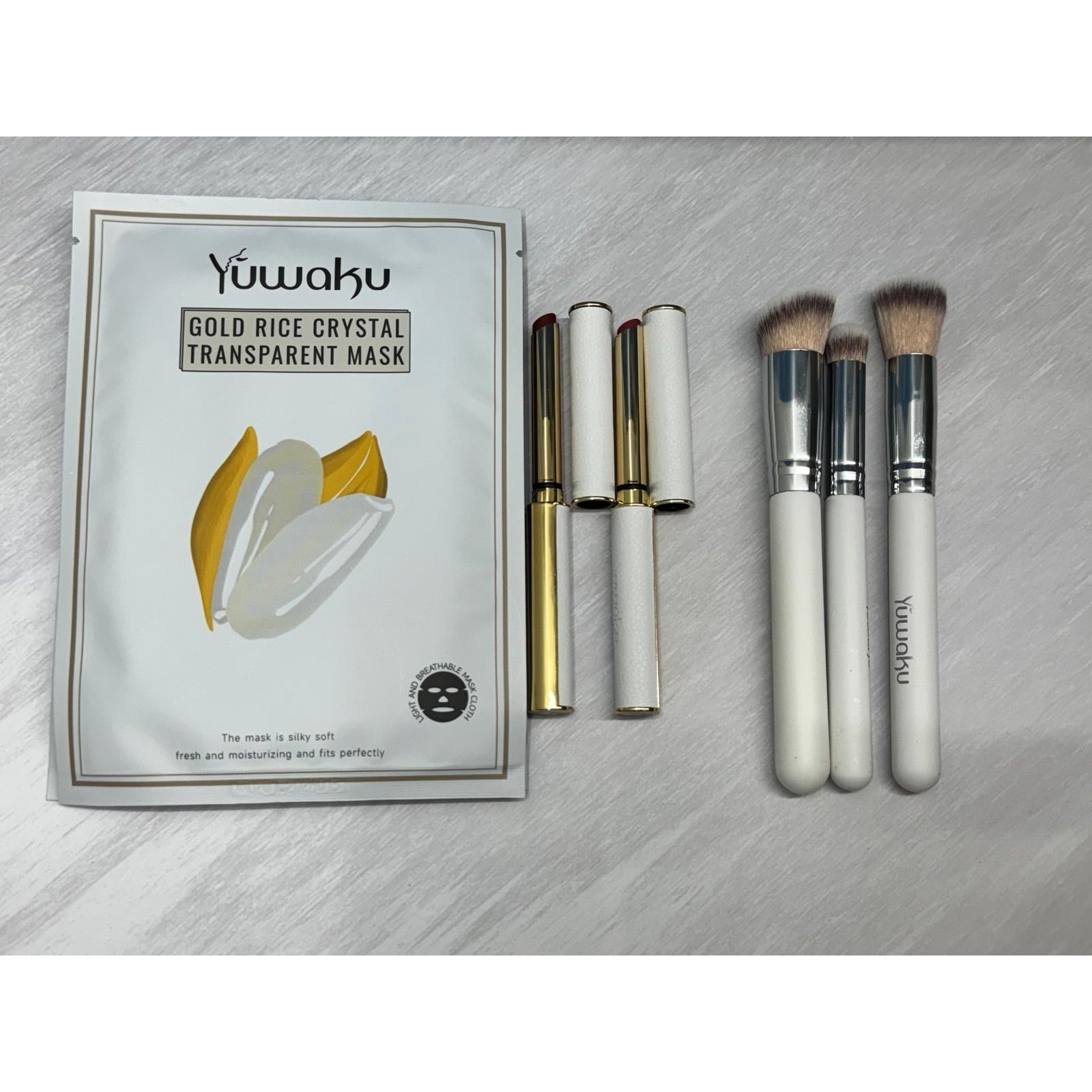 Yuwaku Premium Makeup Brush Set + Gold Rice Crystal Transparent Mask 8 pieces