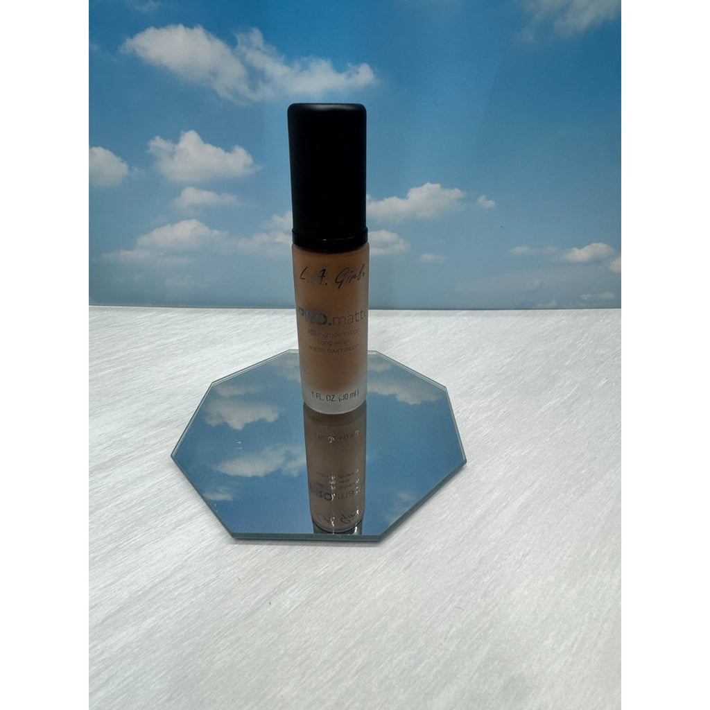 L.A. Girl PRO.matte HD Long Wear Matte Foundation GLM720 Creamy Cocoa 1oz