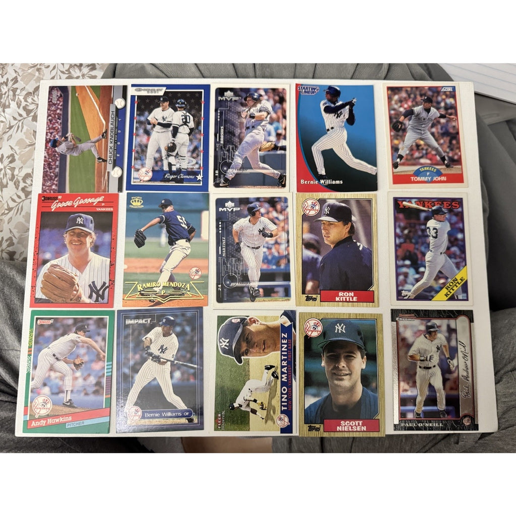 New York Yankees Baseball Card Lot Derek Jeter Bernie Williams Rivera Mixted 22